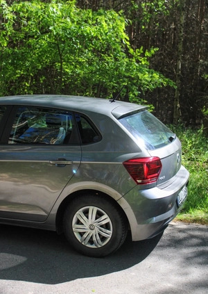 Volkswagen Polo cena 49200 przebieg: 60000, rok produkcji 2018 z Police małe 137